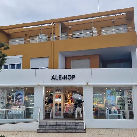 Atico Frente Al Mar, Un 