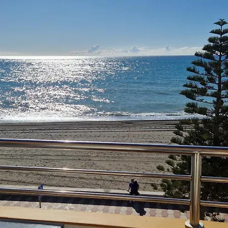 Atico Frente Al Mar, Un 