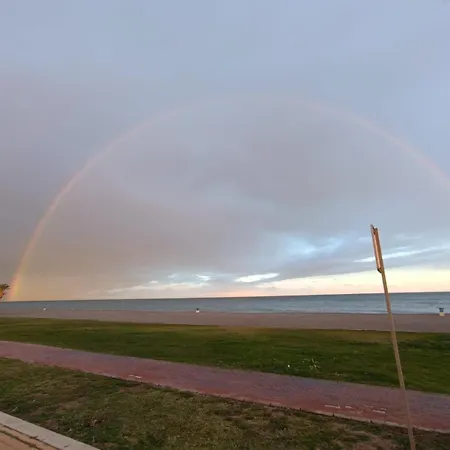 Atico Frente Al Mar, Un 
