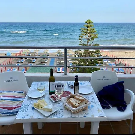 Atico Frente Al Mar, Un 